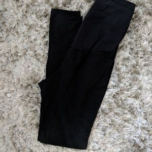 Liz Lange Maternity Leggings